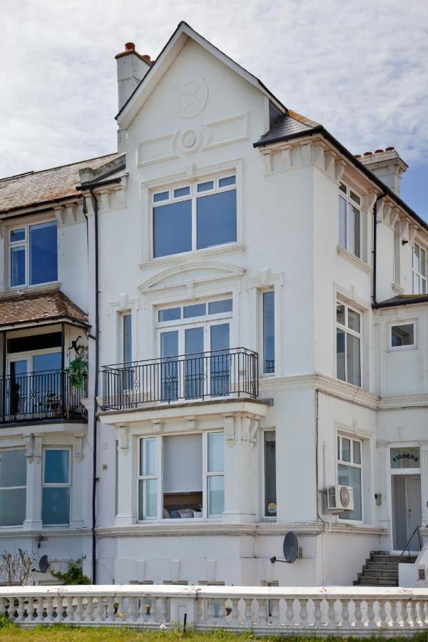 Beachfront Compact Coastal Crib, Direct Sea Views & Air Conditioning Littlestone-on-Sea 외부 사진